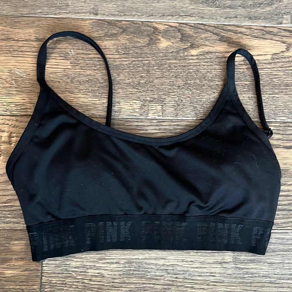 Victoria’s Secrets Pink Sport Bra